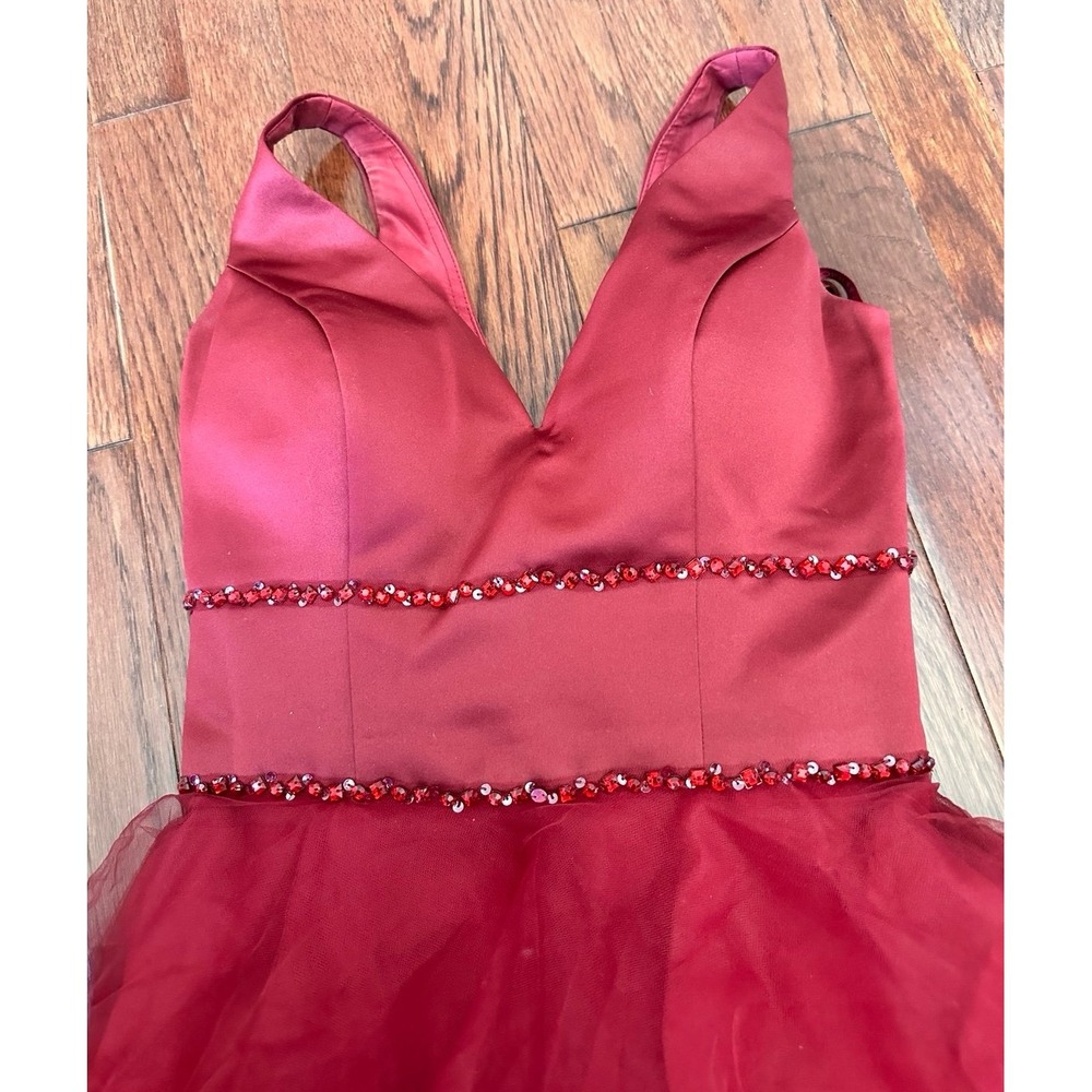 Mori Lee by Madeline Gardner Red Beaded Waist Plunge Cocktail Formal Dress - Picture 9 of 10